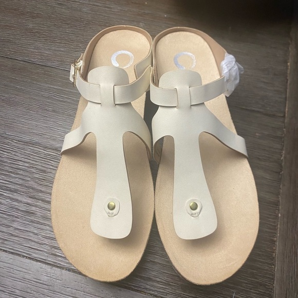 WOMEN'S JOURNEE COLLECTION NAVARA SANDALS 8.5 - Picture 3 of 6